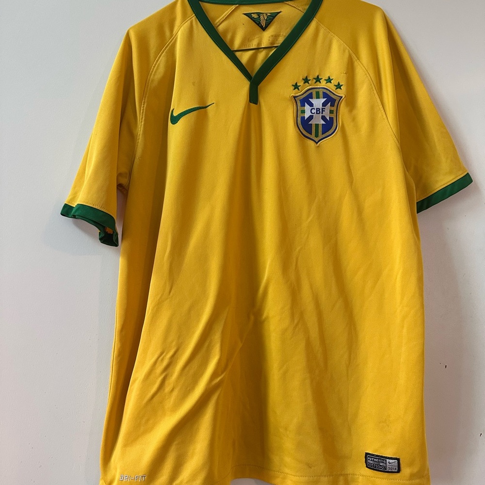 Nike Yellow Brazil Soccer Shirt Sz L 2014